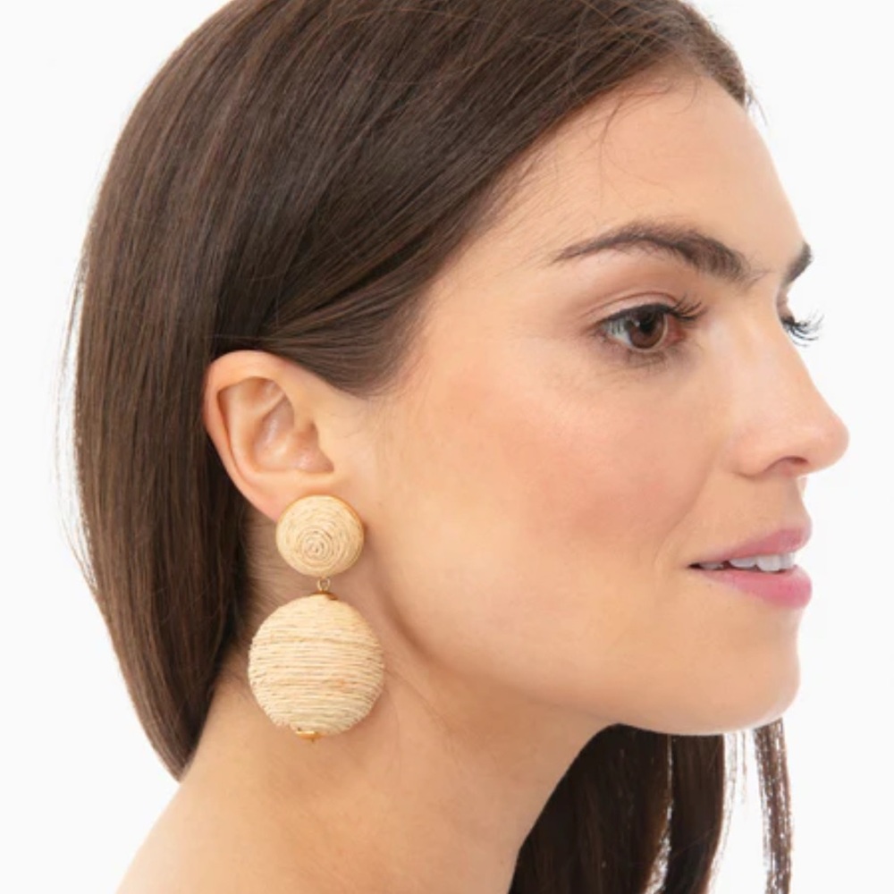 Perfect tuckernuck earrings just too big for me